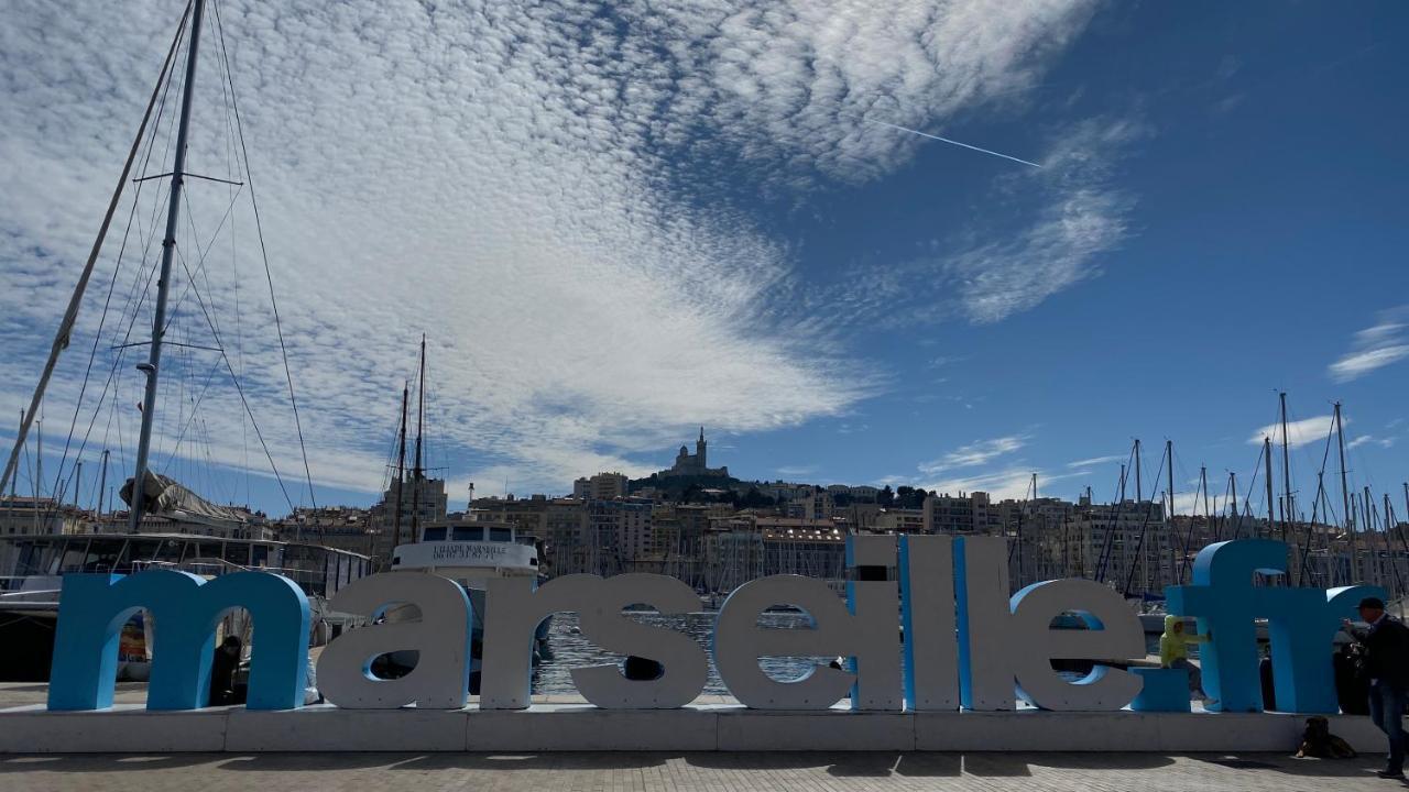 Escale Marseillaise, Grand T2 Calme, Pres Du Vieux Port Pour 2 A 4 Personnes, Nettoyage Rigoureux Appartement Marseilles Buitenkant foto
