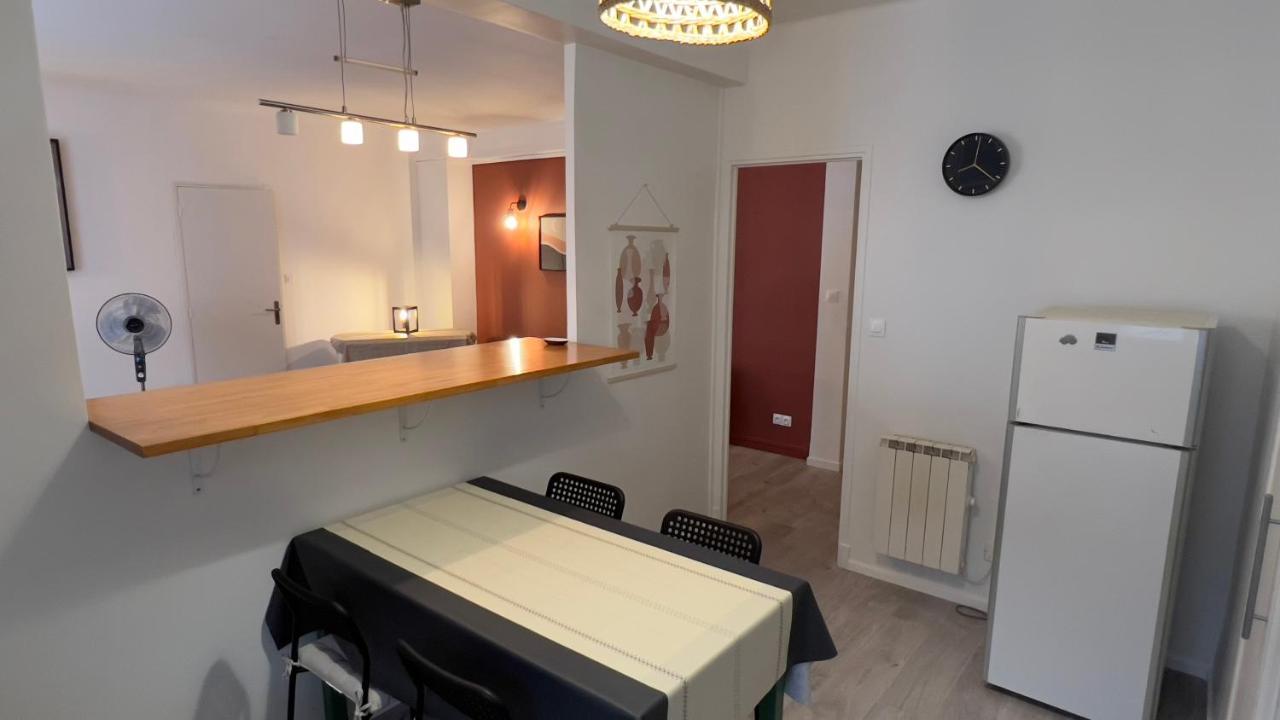 Escale Marseillaise, Grand T2 Calme, Pres Du Vieux Port Pour 2 A 4 Personnes, Nettoyage Rigoureux Appartement Marseilles Buitenkant foto