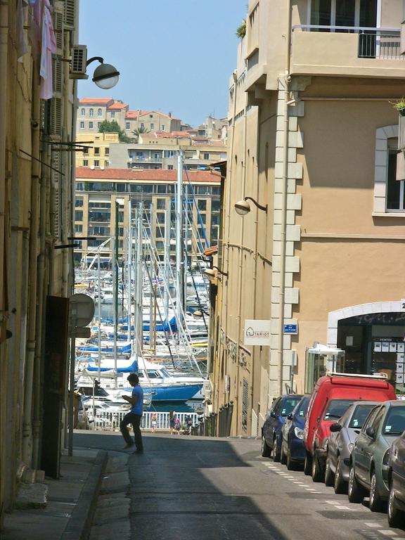 Escale Marseillaise, Grand T2 Calme, Pres Du Vieux Port Pour 2 A 4 Personnes, Nettoyage Rigoureux Appartement Marseilles Buitenkant foto